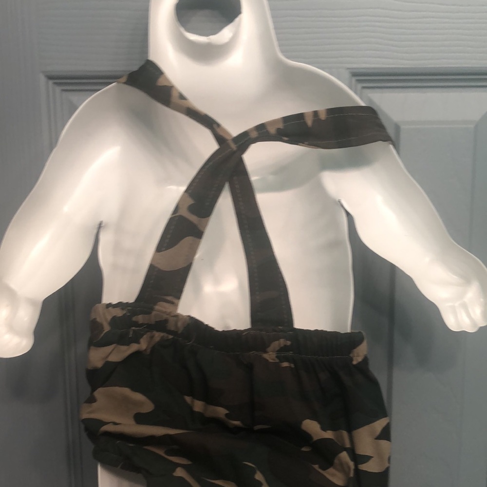 Camo overalls - Picture 2 of 2